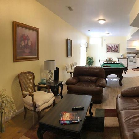 Two Bedroom Apartment In Single Family Home Форт Вашингтон Экстерьер фото
